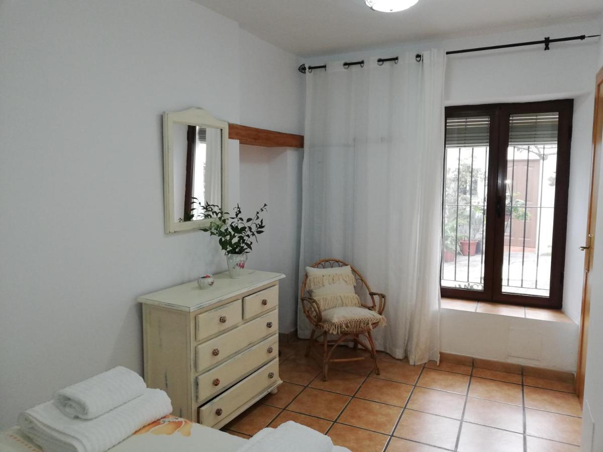 La Buganvilla De Juana Y Antonio カサーレス エクステリア 写真